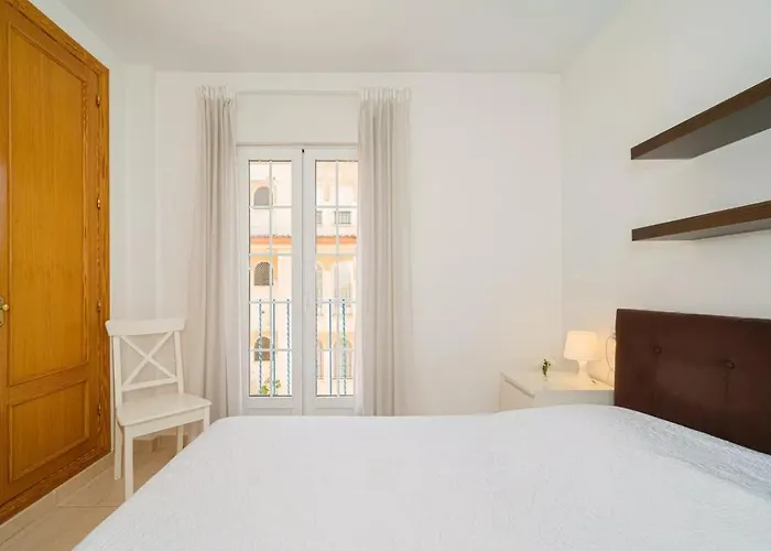 Bulevar Spaniahome 아파트 알비르